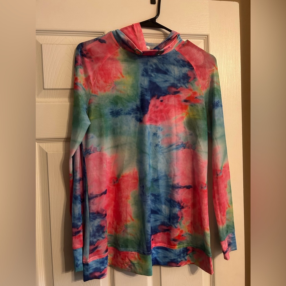 IHeartRaves Hooded Tye Dye long sleeve shirt